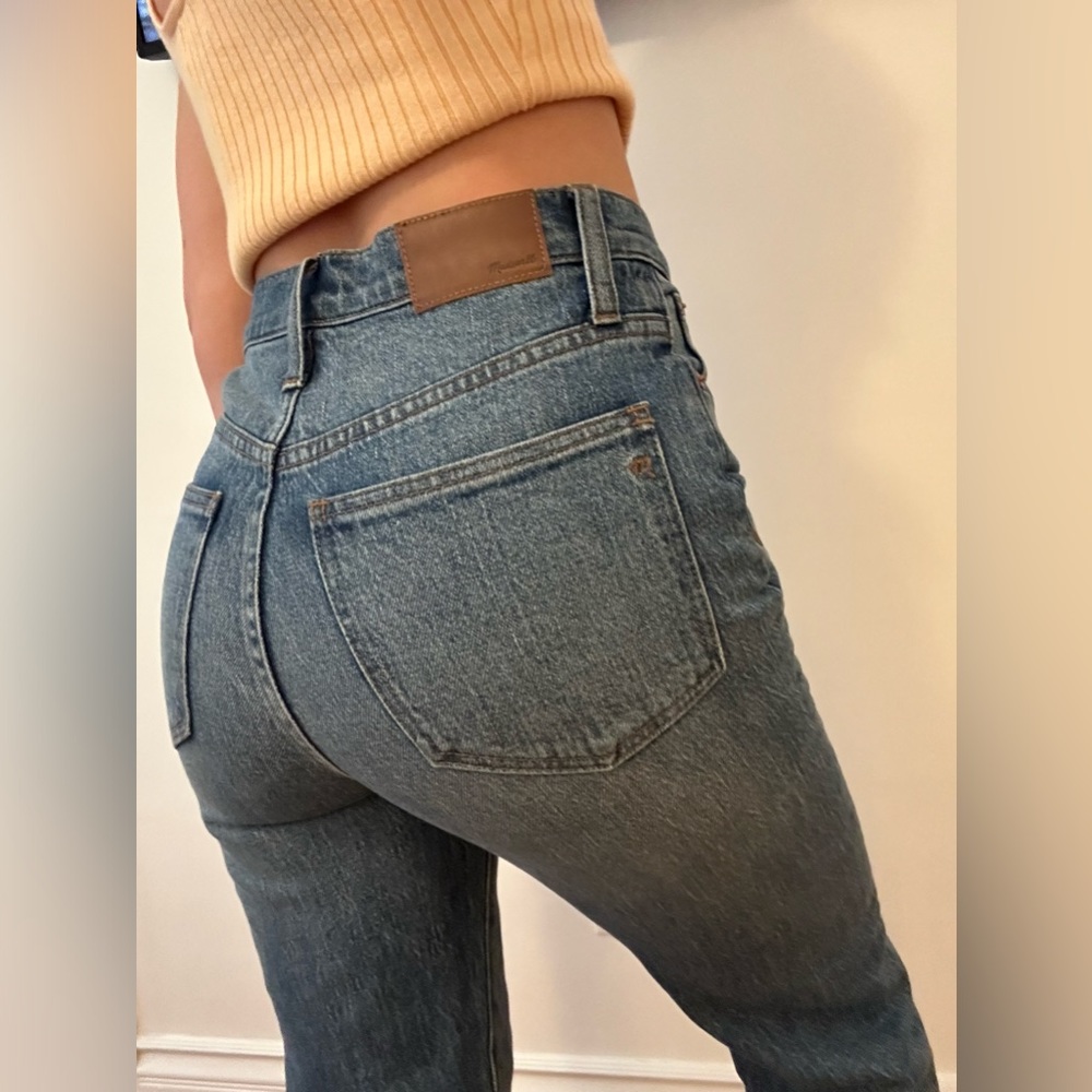 Madewell Straight Leg Women’s Jeans — like new !! 💫